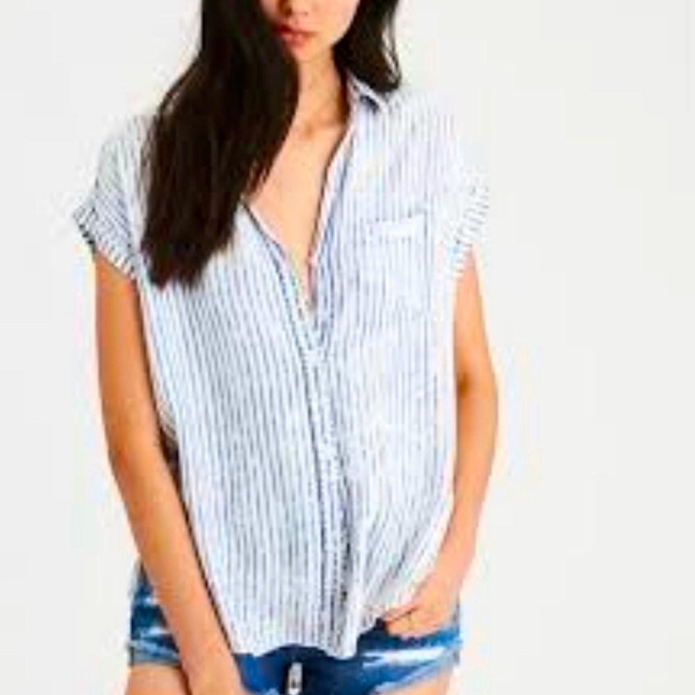American Eagle Navy & White Short Sleeved Top SZ S